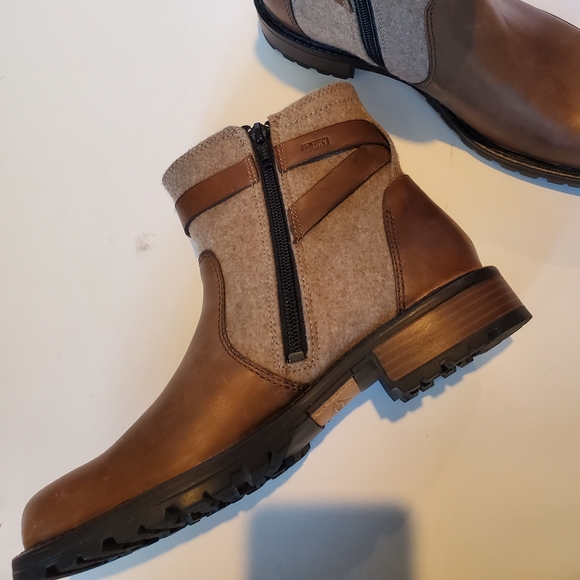 Merrell legacy buckle booties - Picture 5 of 11